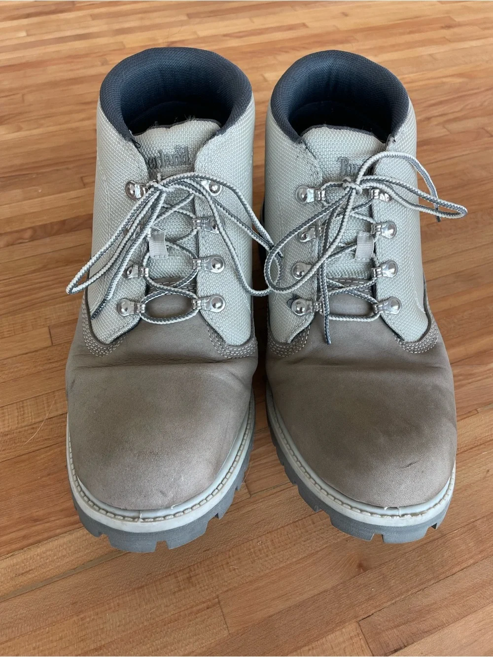 Timberland 2016 men's campsite boots in grey leather and canvas.